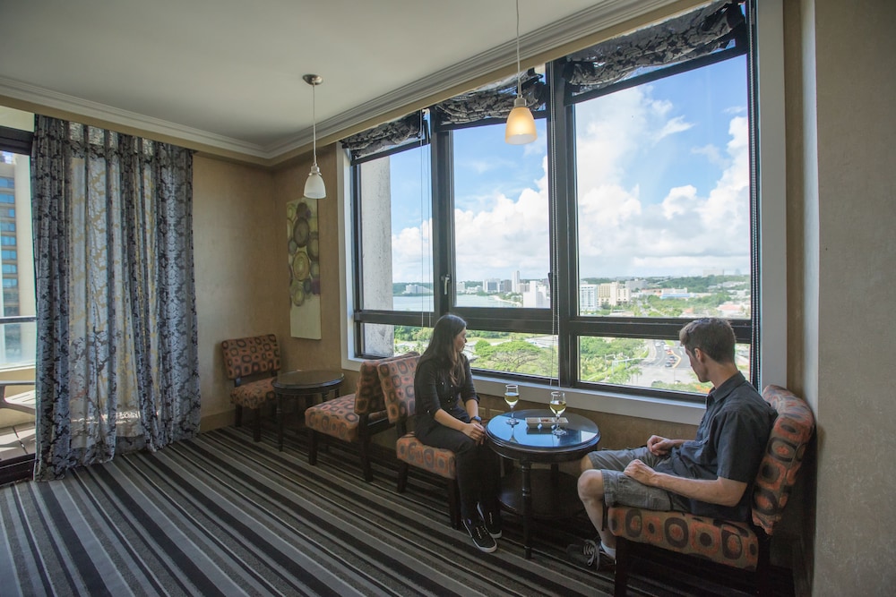 Royal Orchid Guam Hotel 35/50