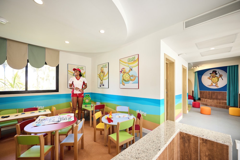 Riu Palace Aquarelle 42/64