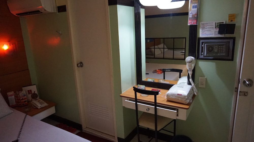 Hotel Sogo Novaliches 24/37