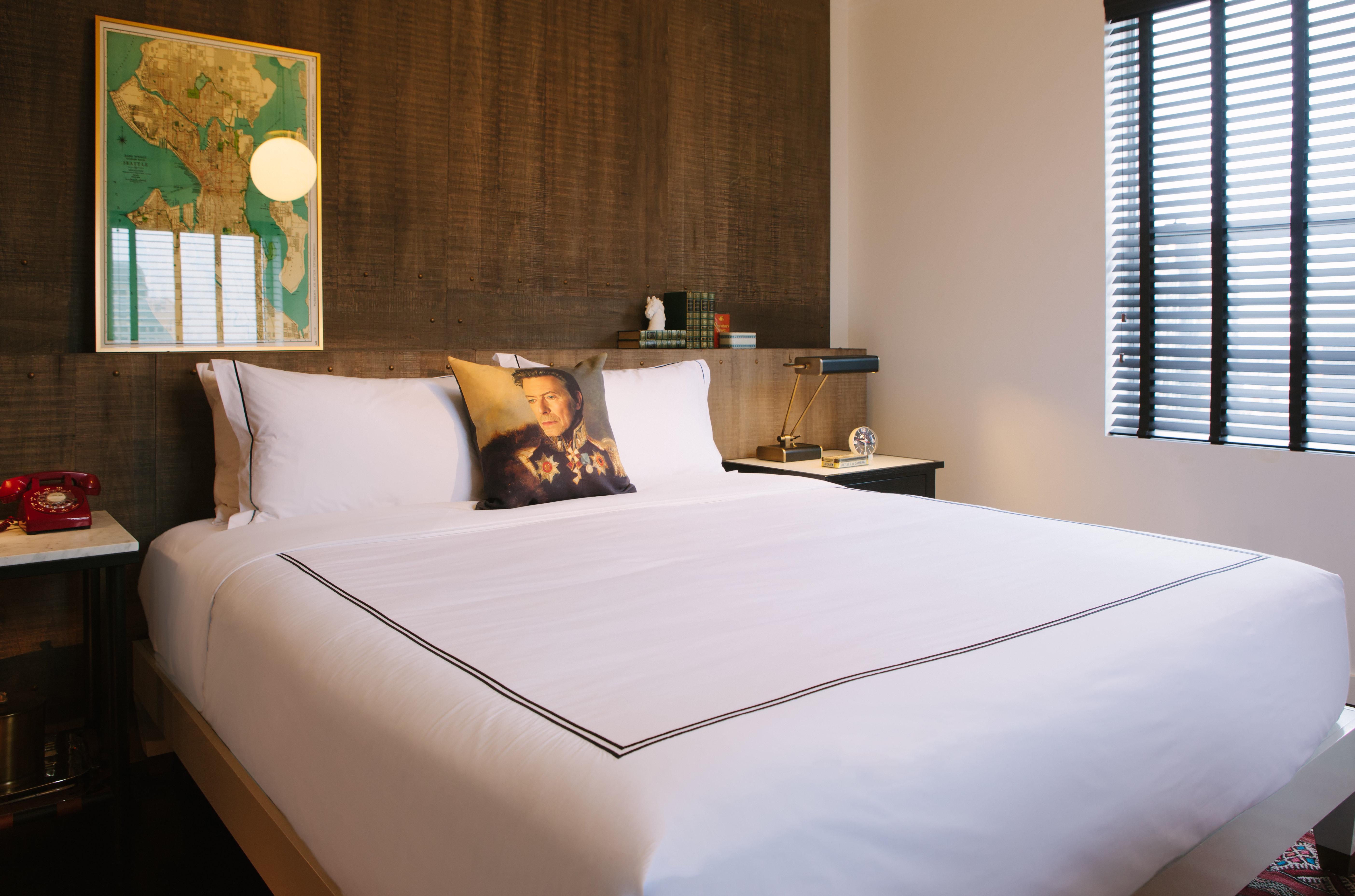 Spa, King Bed, City View, Top Floor
