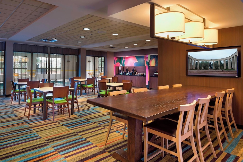 FAIRFIELD INN & SUITES ATLANTA BUFORD/MALL OF GEORGIA 29/36