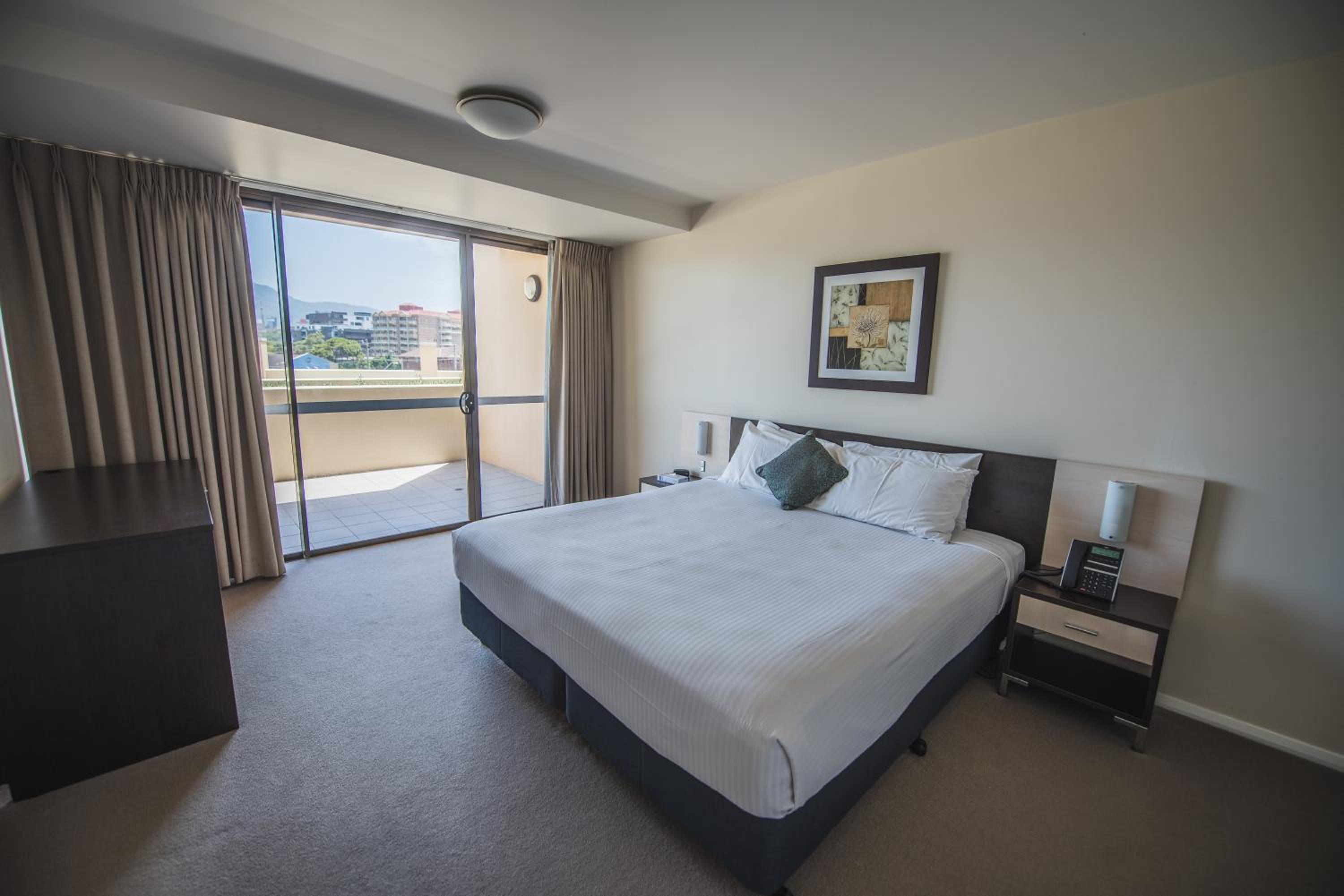 1 Bedroom, Apartment, Mountain View