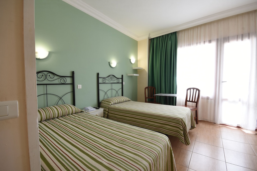 Apartamentos Tinoca 18/50
