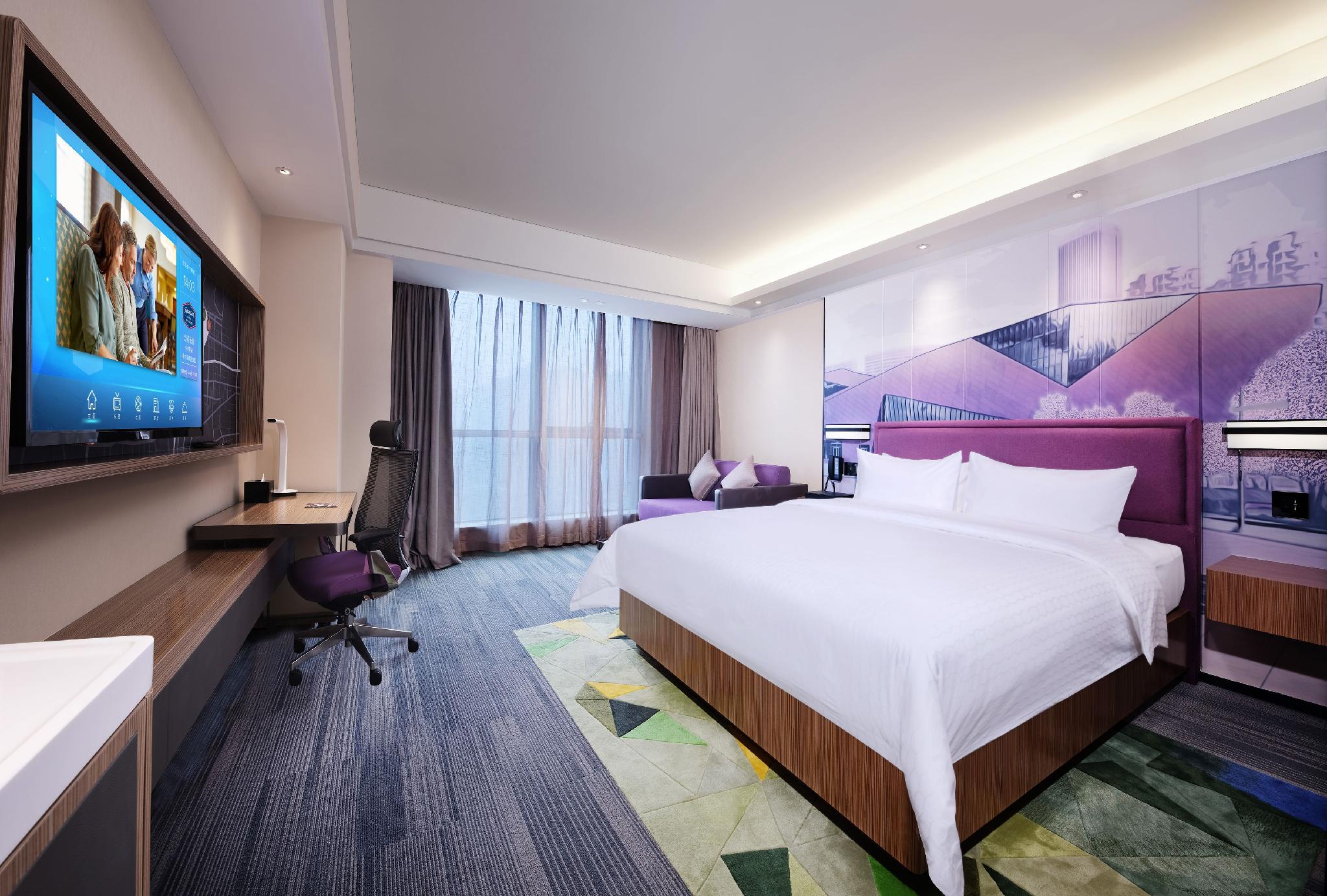Superior, Queen Bed