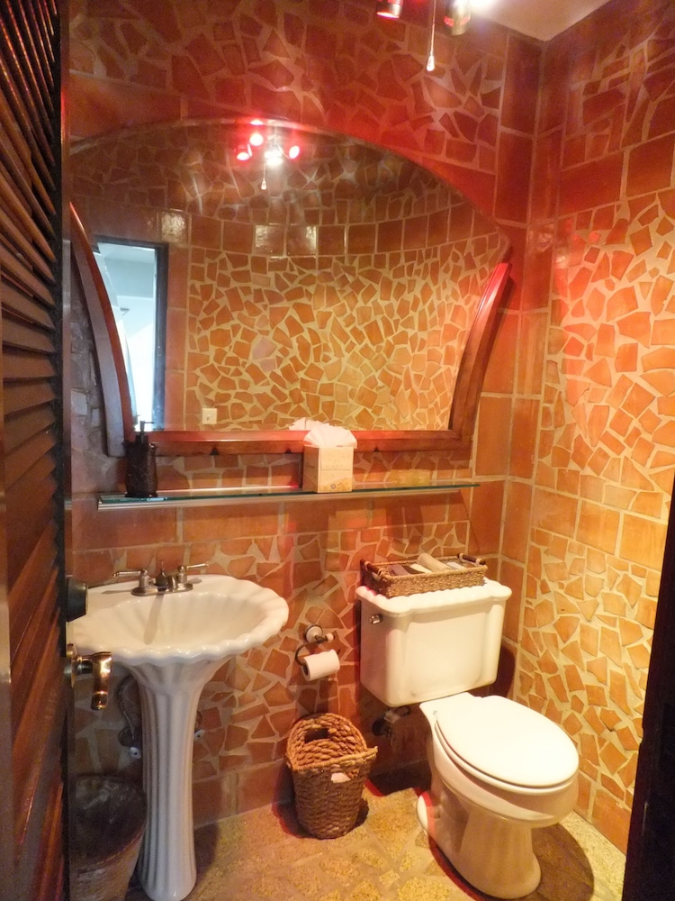 Acacia Boutique Hotel 44/75