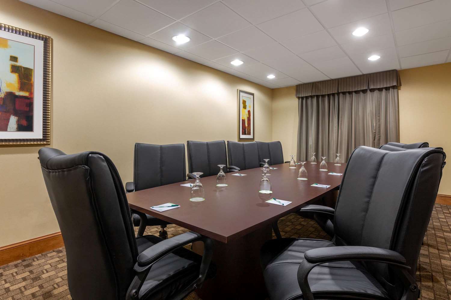 Wingate By Wyndham Macon 13/16