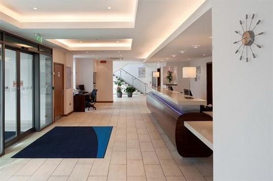 Holiday Inn Express Burnley 16/78