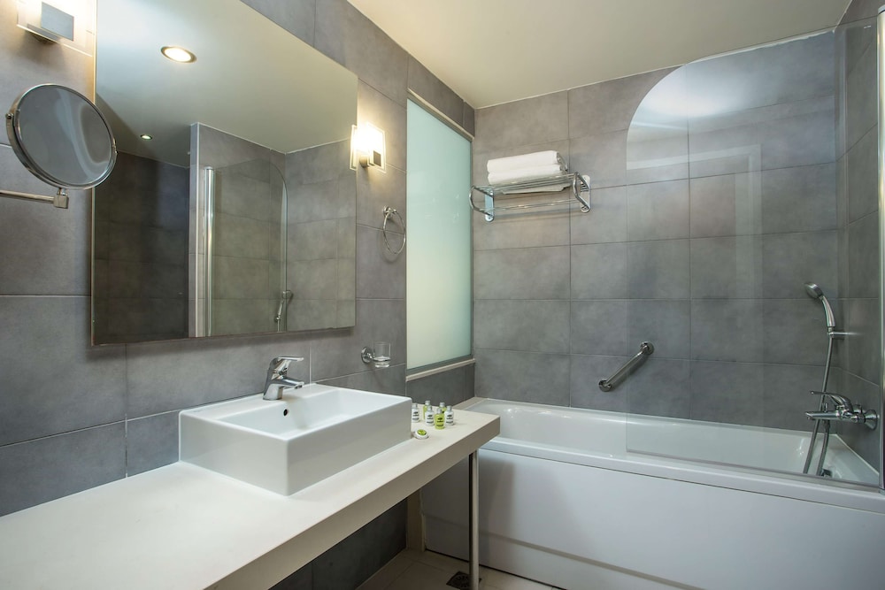 Lindos White Hotel & Suites 46/47