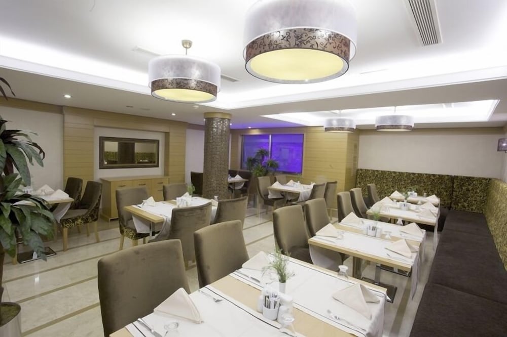 Mirilayon Hotel 38/50