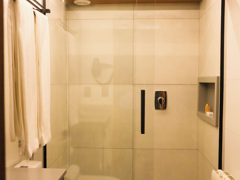249 Design Hotel 24/42