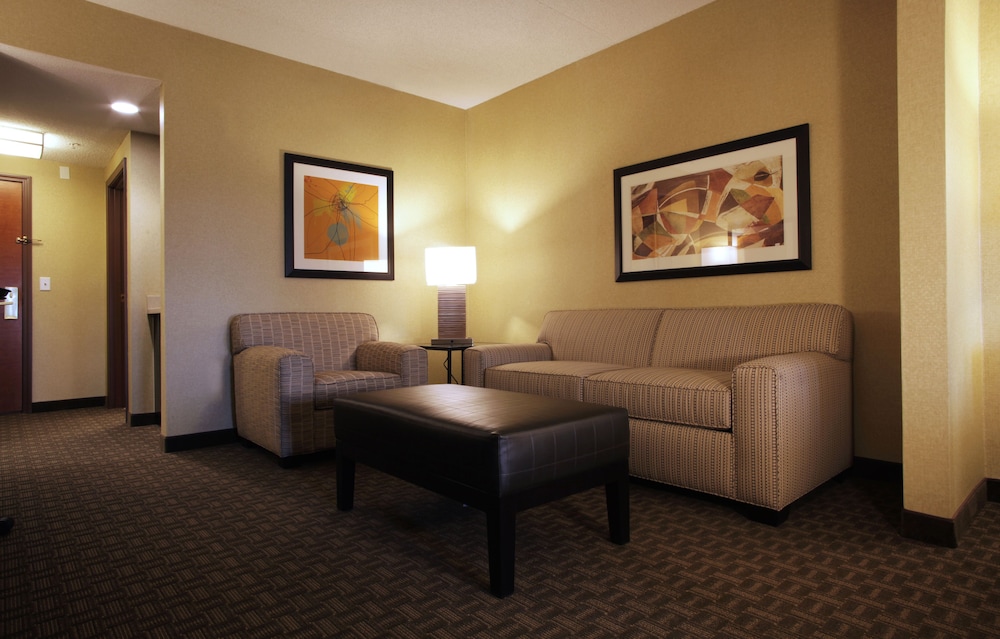 Holiday Inn Phoenix Chandler 28/70