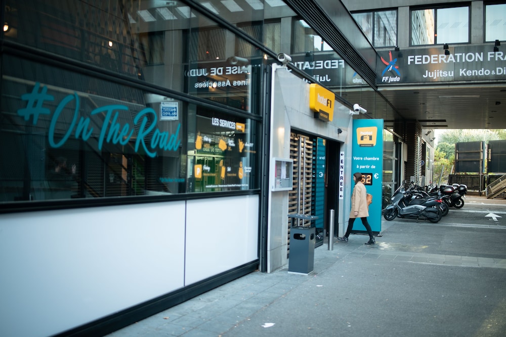 Hotelf1 Paris Porte De Chatillon 39/49
