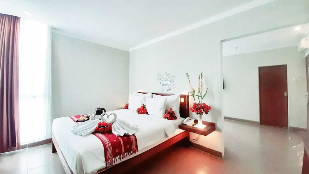 Burza Hotel 20/33