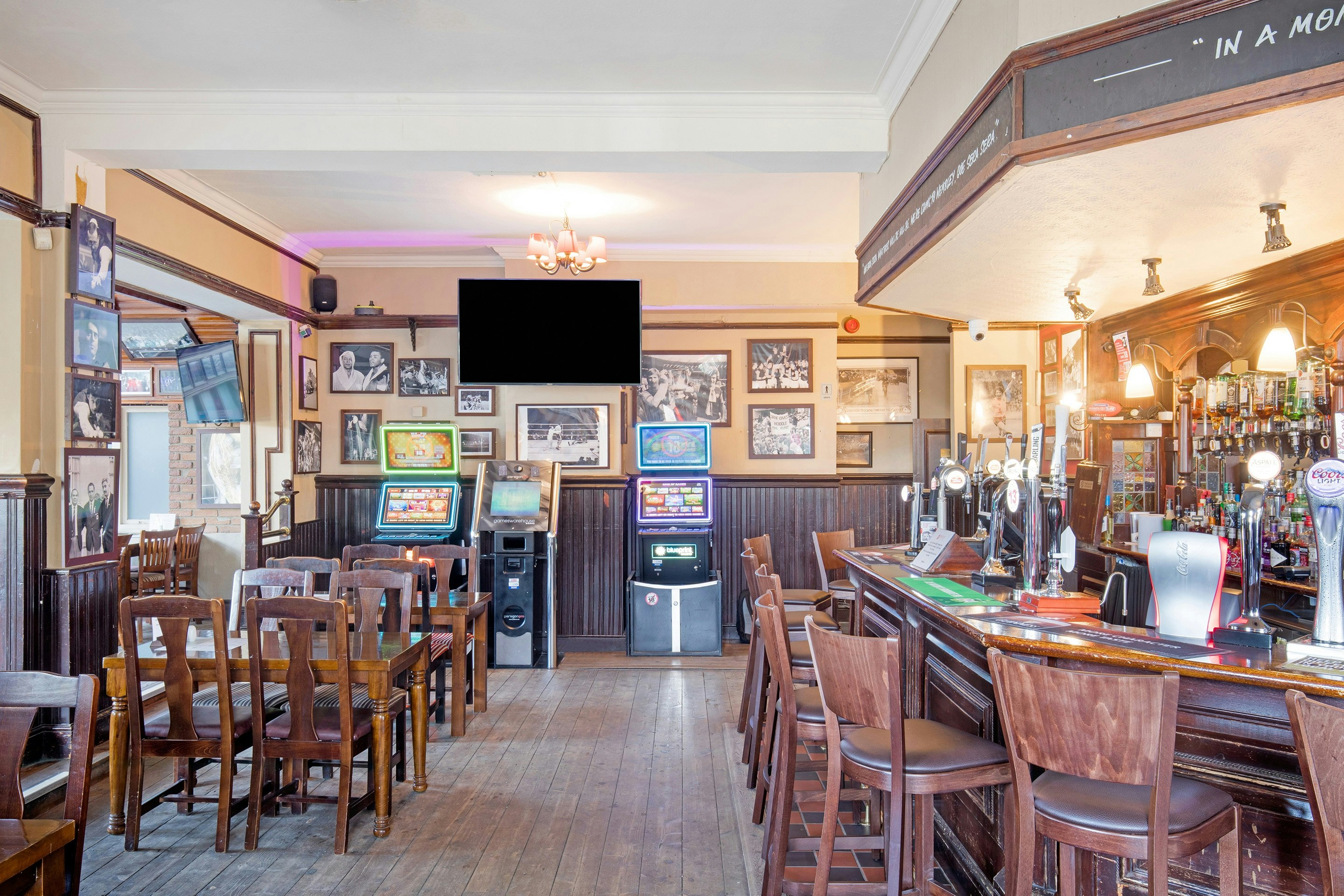 OYO The Green Man Pub and Hotel 35/45