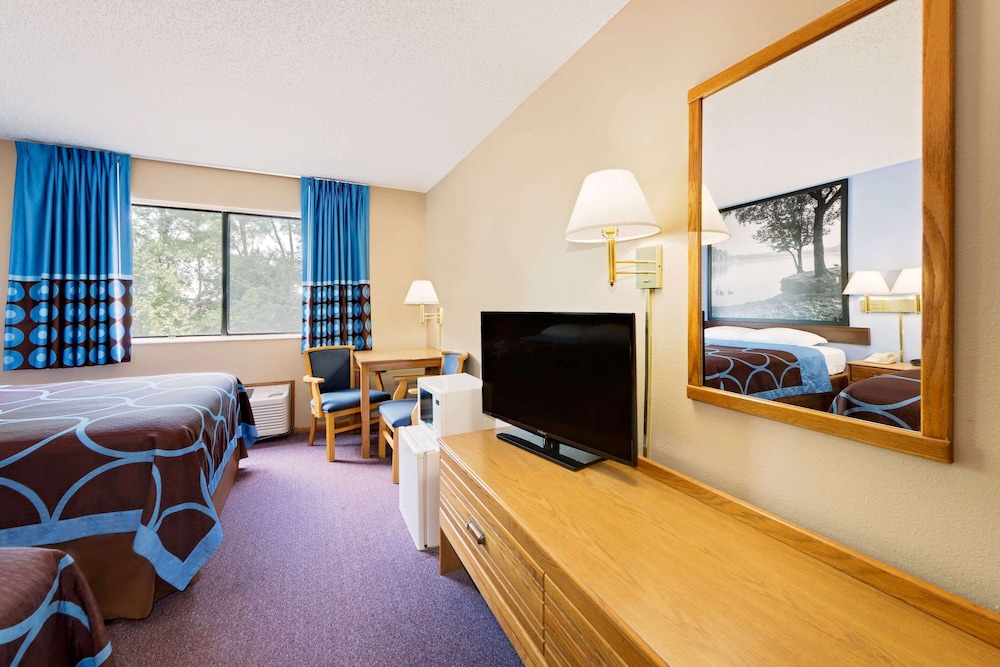 Super 8 by Wyndham Chariton 23/30