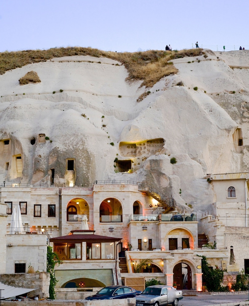 Miras Hotel 3/49