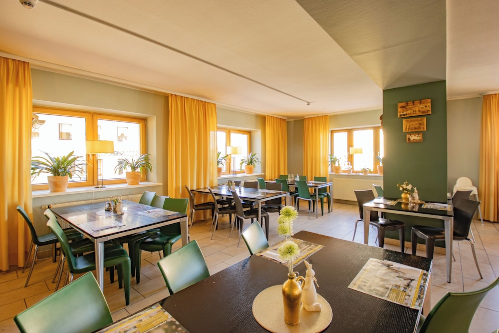Erzgebirgshotel Freiberger Hohe 30/50