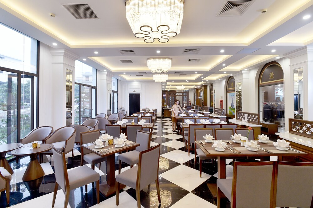 Garco Dragon Hotel 2 43/49
