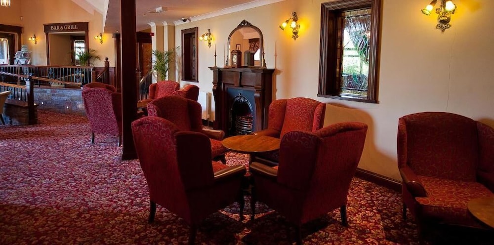 Corr's Corner Hotel 37/42