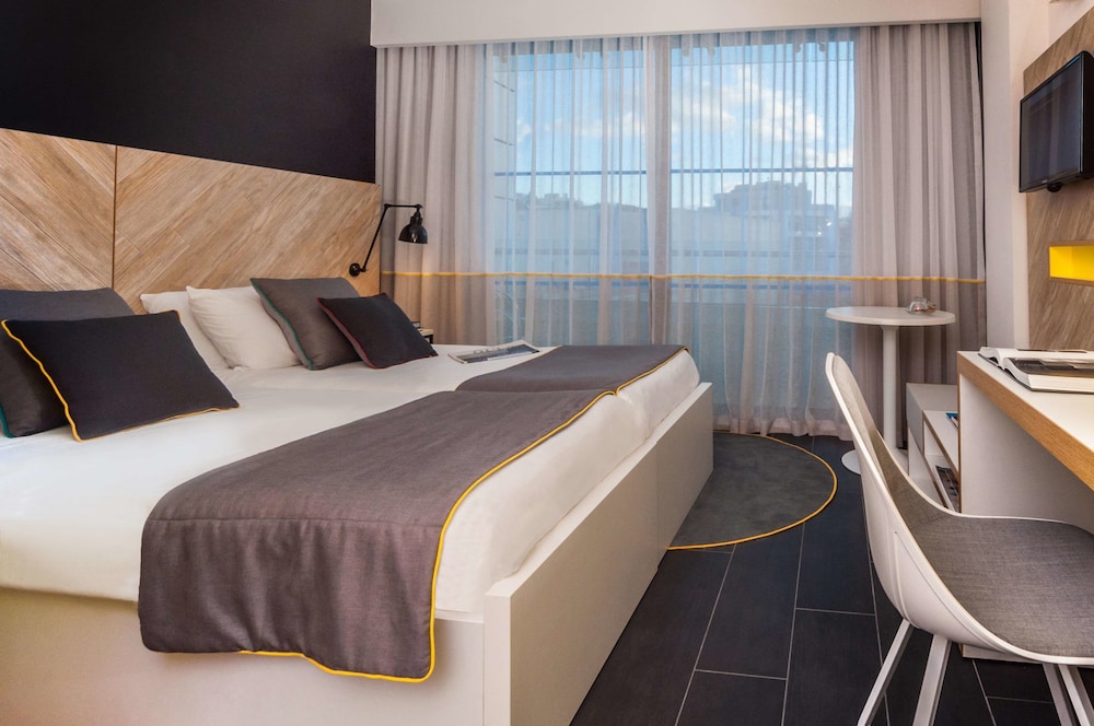 BE HOTEL 34/78