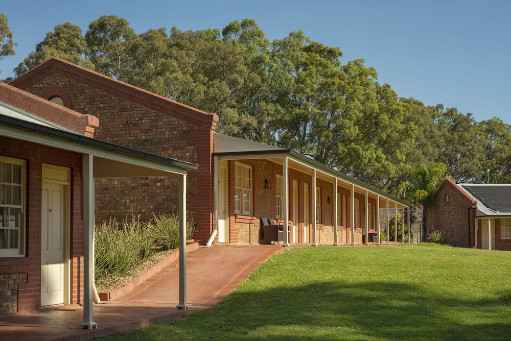 Serafino Mclaren Vale 3/52