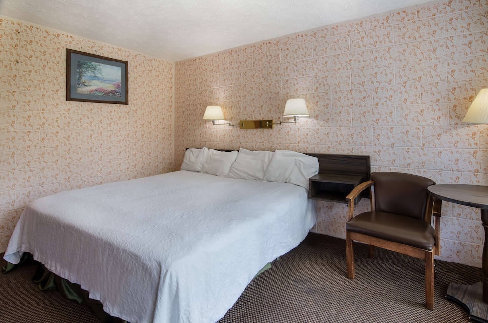 Americas Best Value Inn Wytheville 19/36