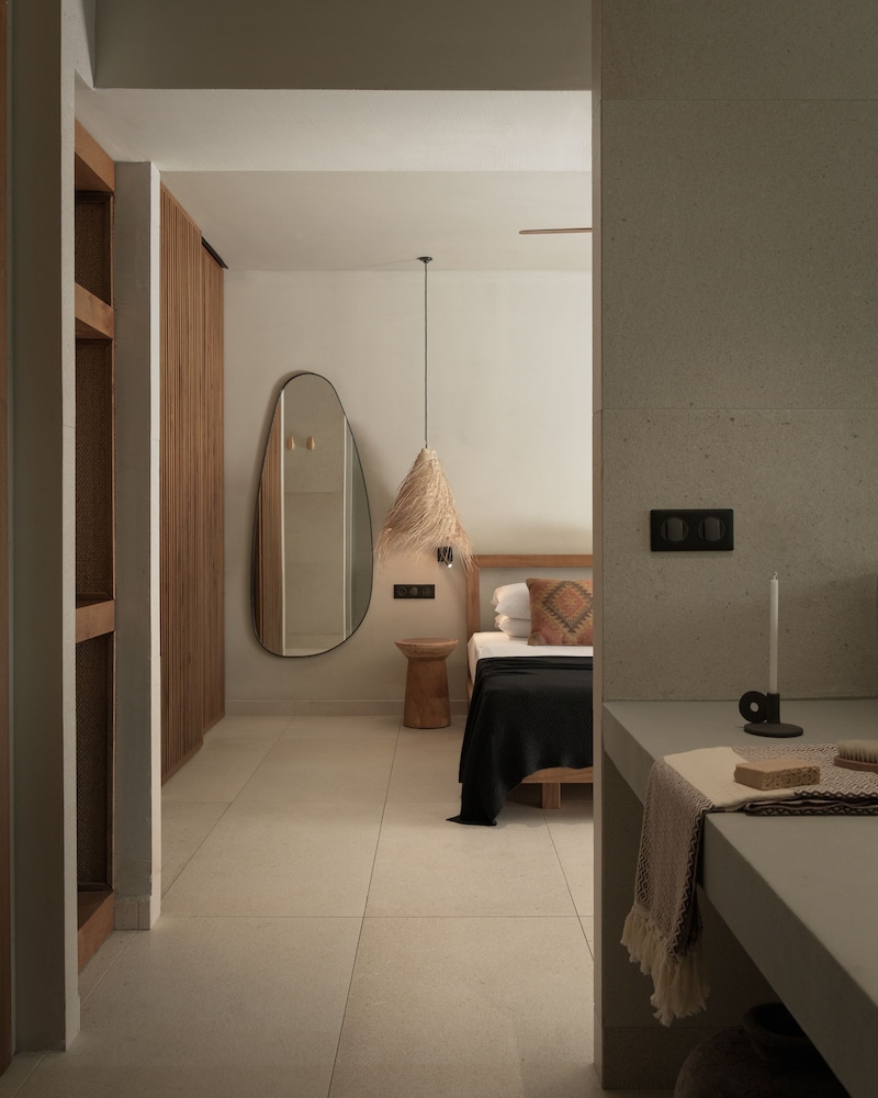 جناح بسرير كوين مع أريكة، The Syntopia Hotel 4/4
