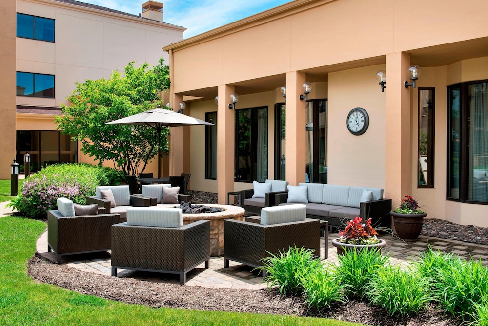 Courtyard Chicago Waukegan/Gurnee in WAUKEGAN - IL