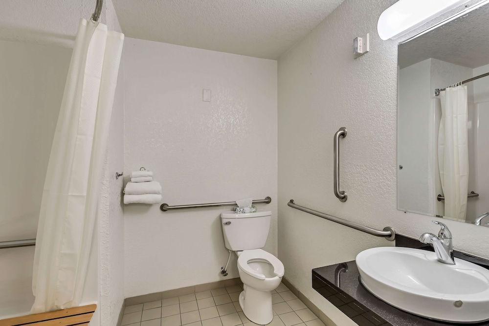Motel6 Ogden, UT- Downtown 17/64