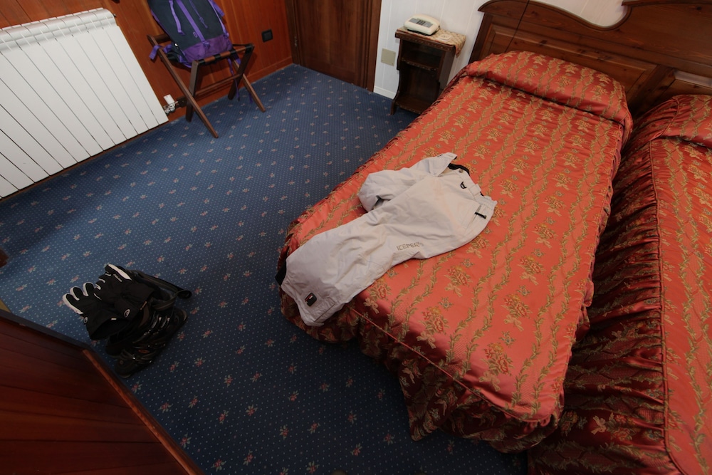 Hotel Santa San 35/69