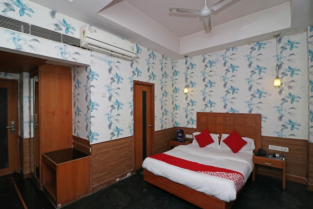 Oyo 421 One Hotel 28/44