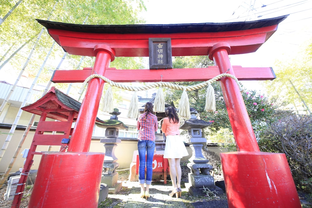 Hotel Isobe Garden 24/28