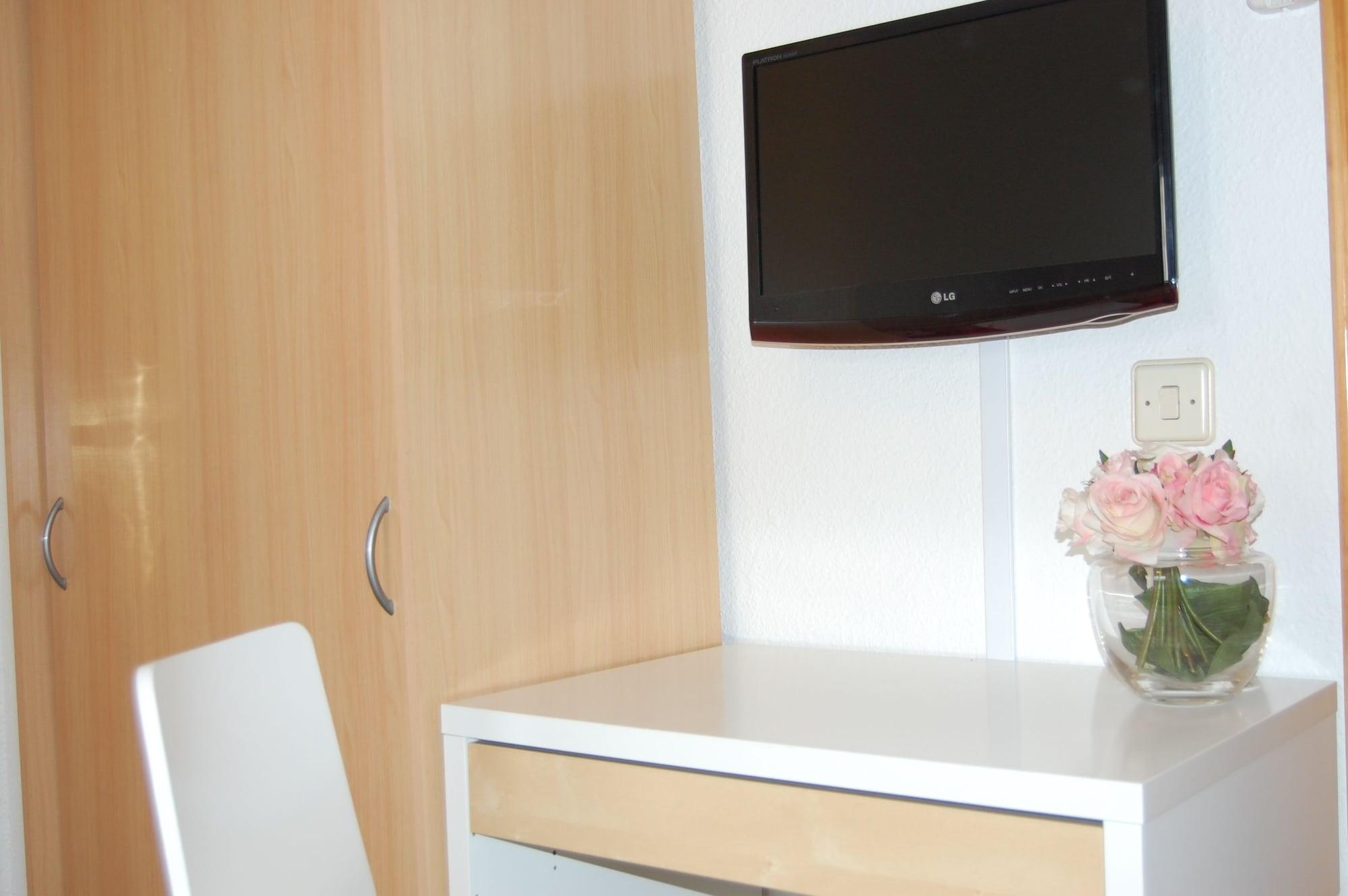Hostal Juan De Austria 3/50