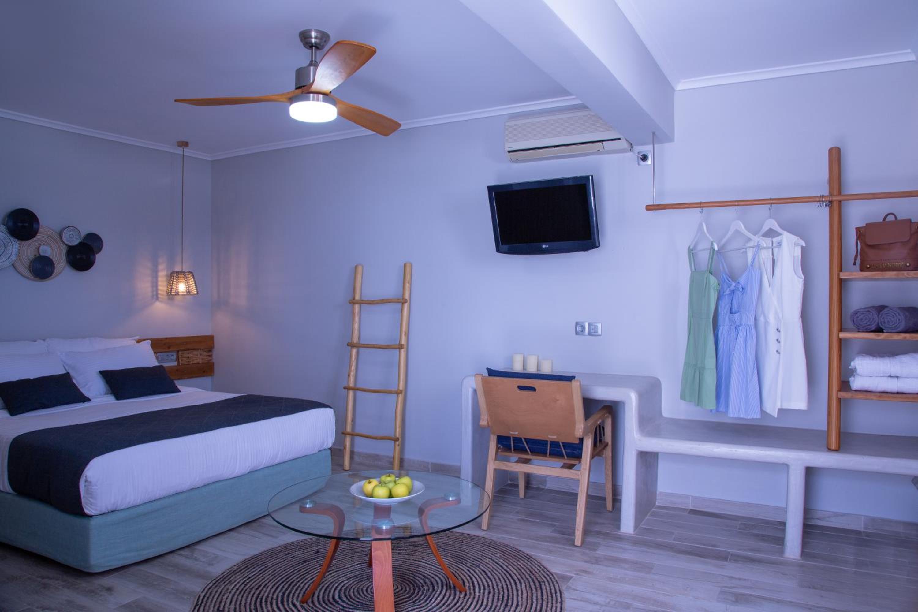 Suite, Sea View