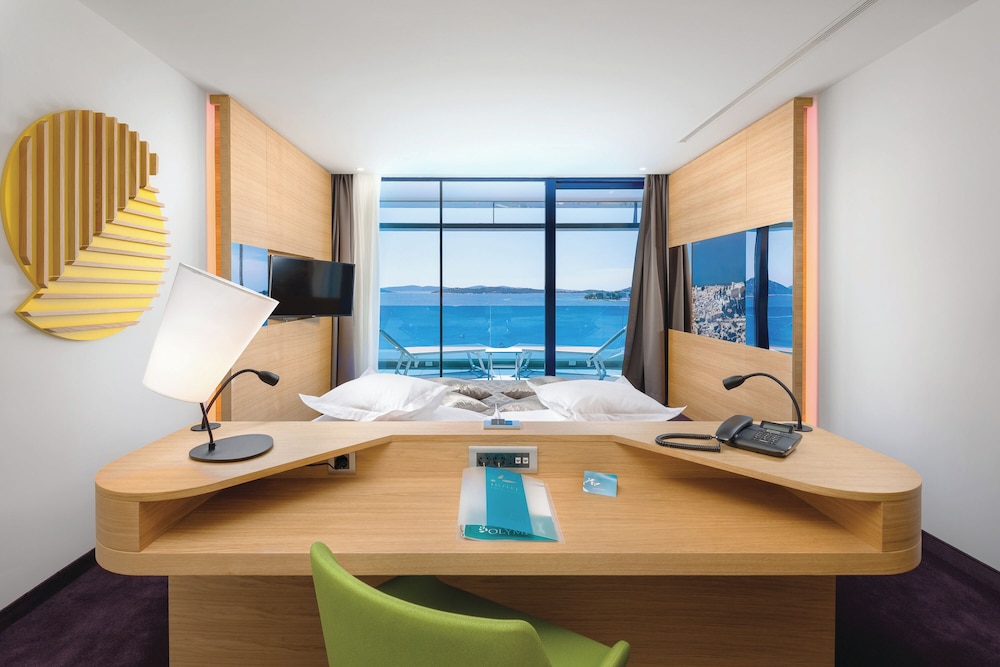 Olympia Sky Hotel 12/50