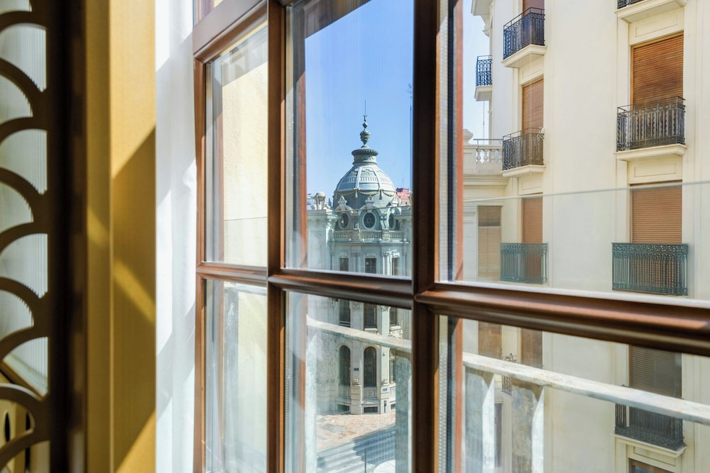 Grand Hotel Centenari, Valencia, Autograph Collection 4/50