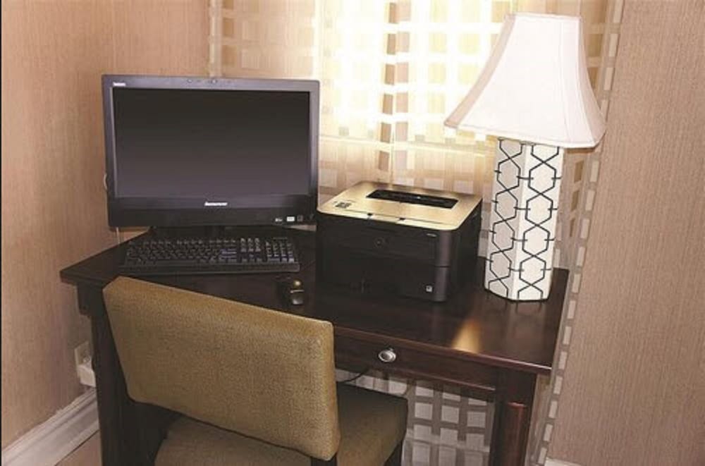 La Quinta Inn by Wyndham Corpus Christi South 25/33