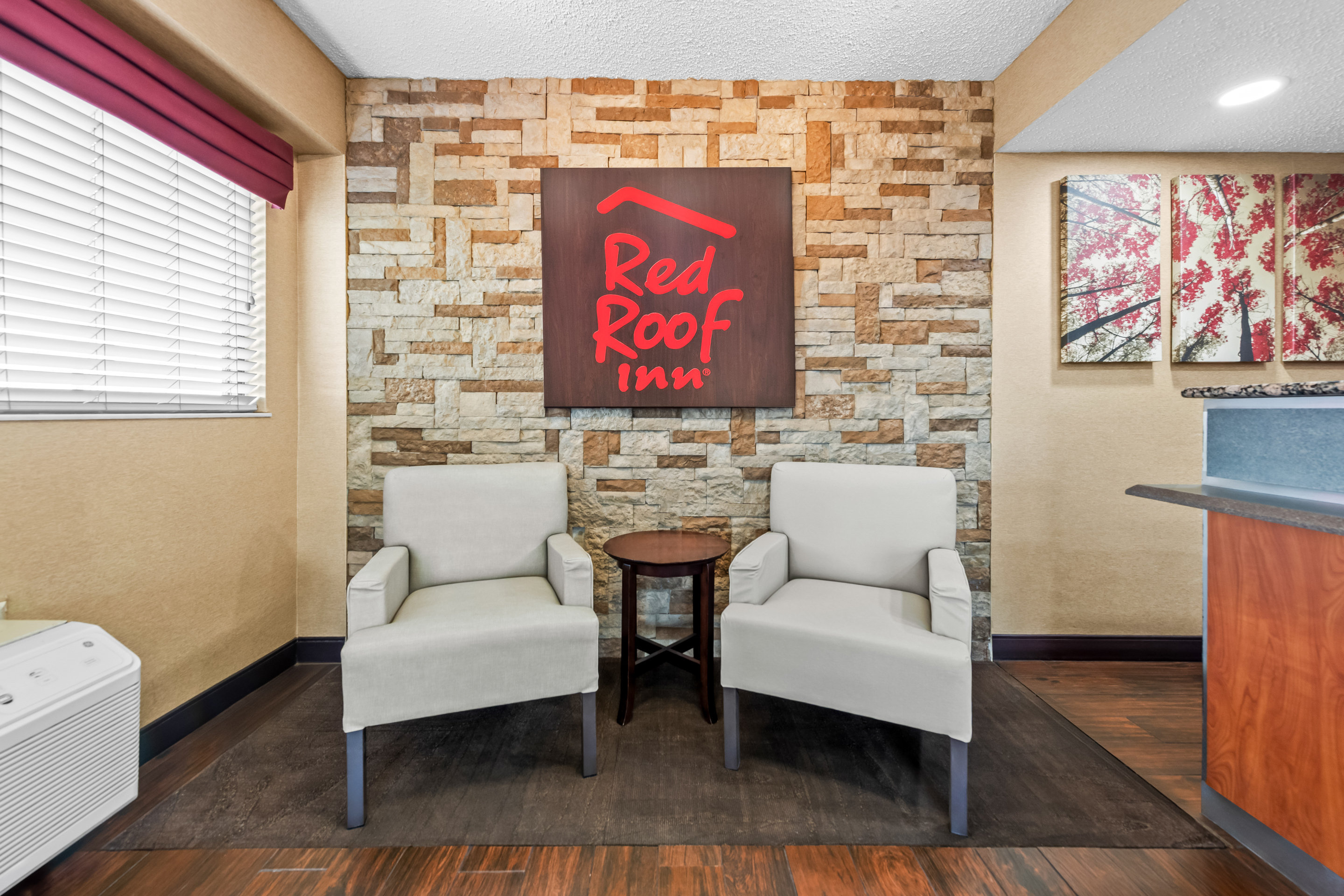 Red Roof Inn Columbus West - Hilliard 17/25