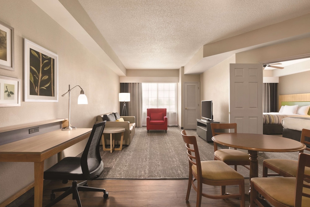 Country Inn and Suites By Radisson, Hagerstown, MD 32/39
