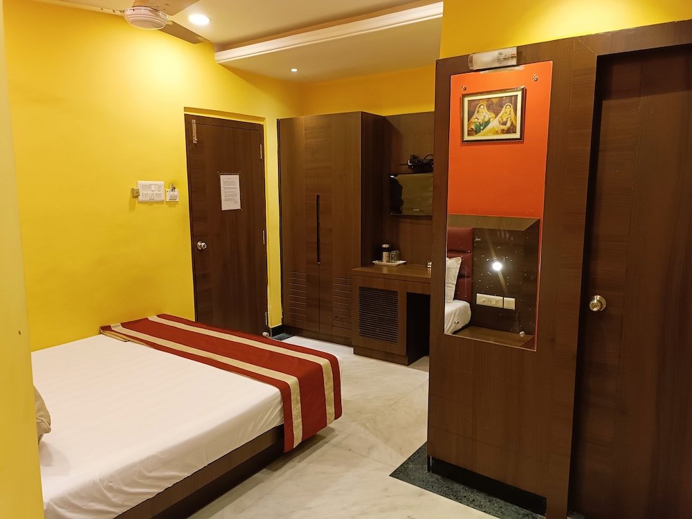Hotel Mulberry, Kolkata 18/25