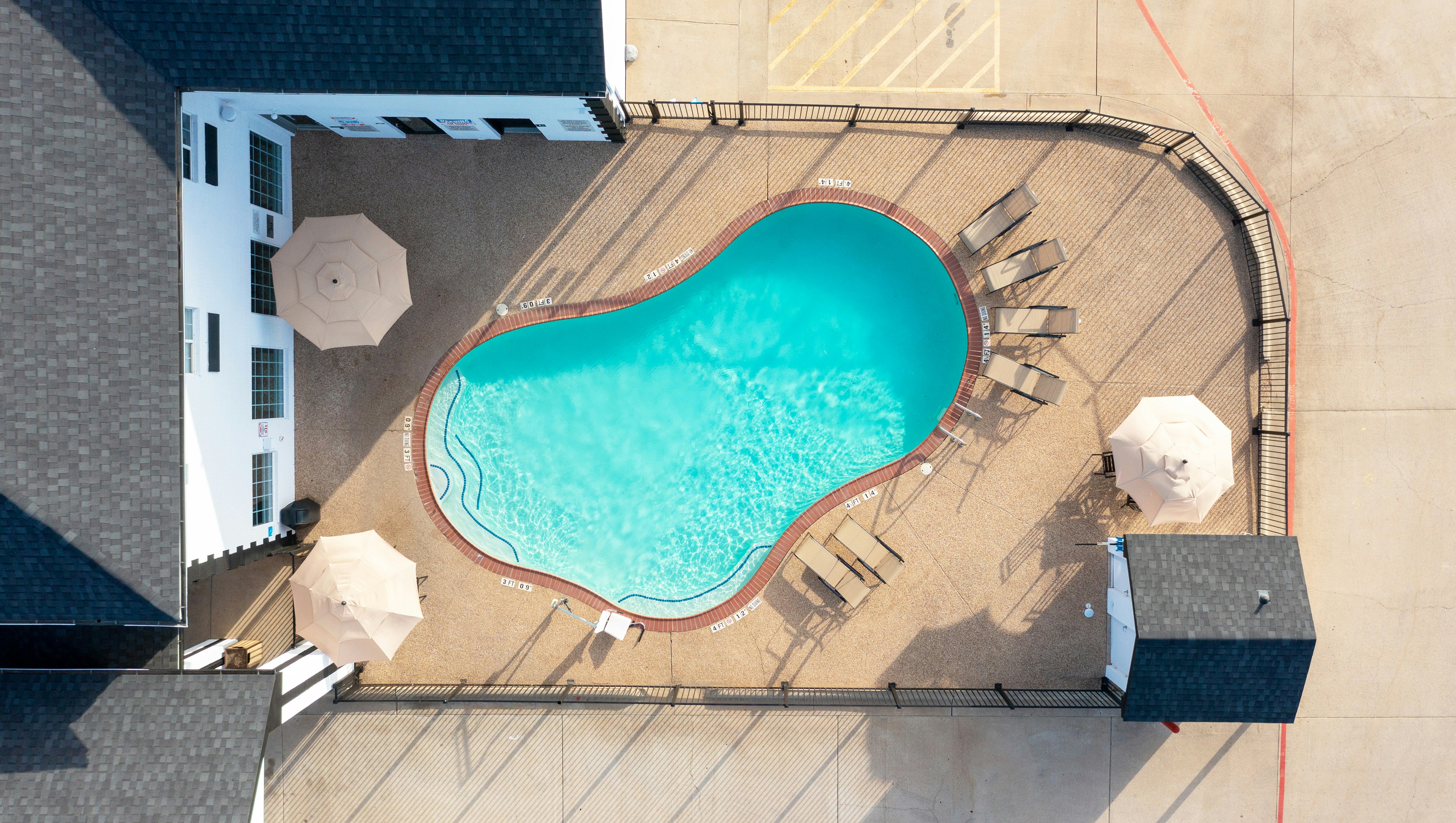 Atria Hotel and RV McGregor — 7