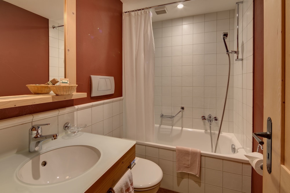 Hotel Alpenrose Wengen 36/44