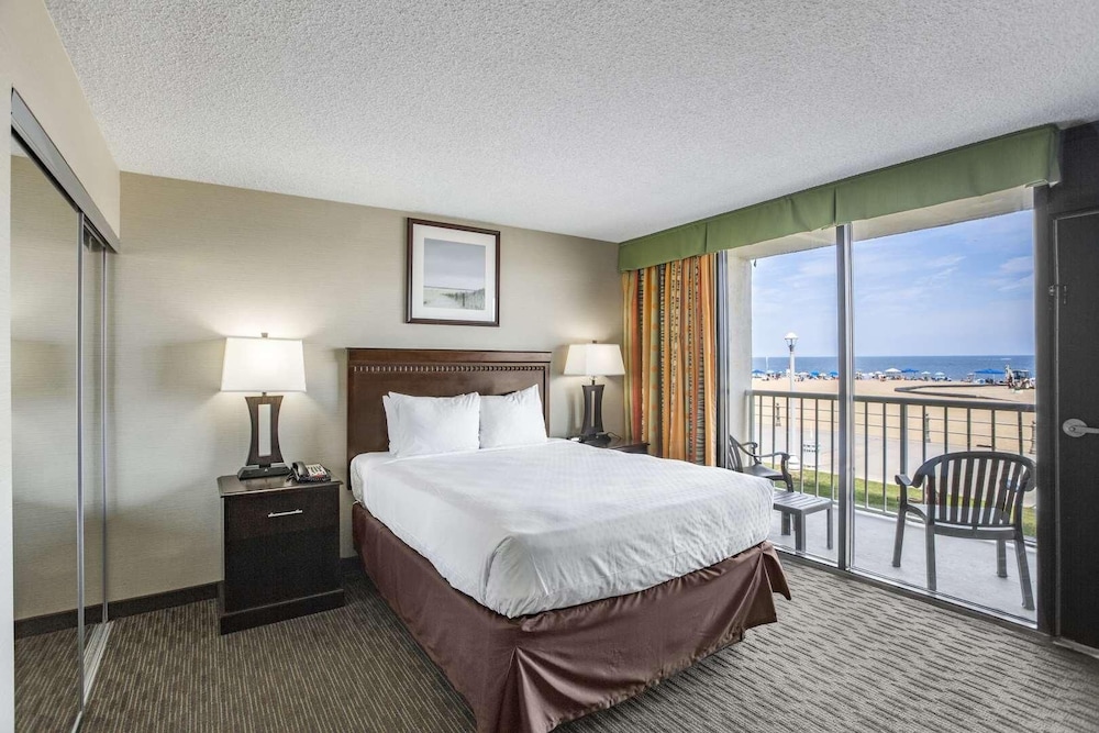Beach Quarters Resort 9/50