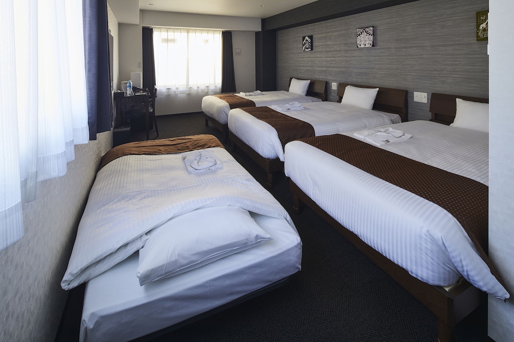 Hotel Briller 9/24