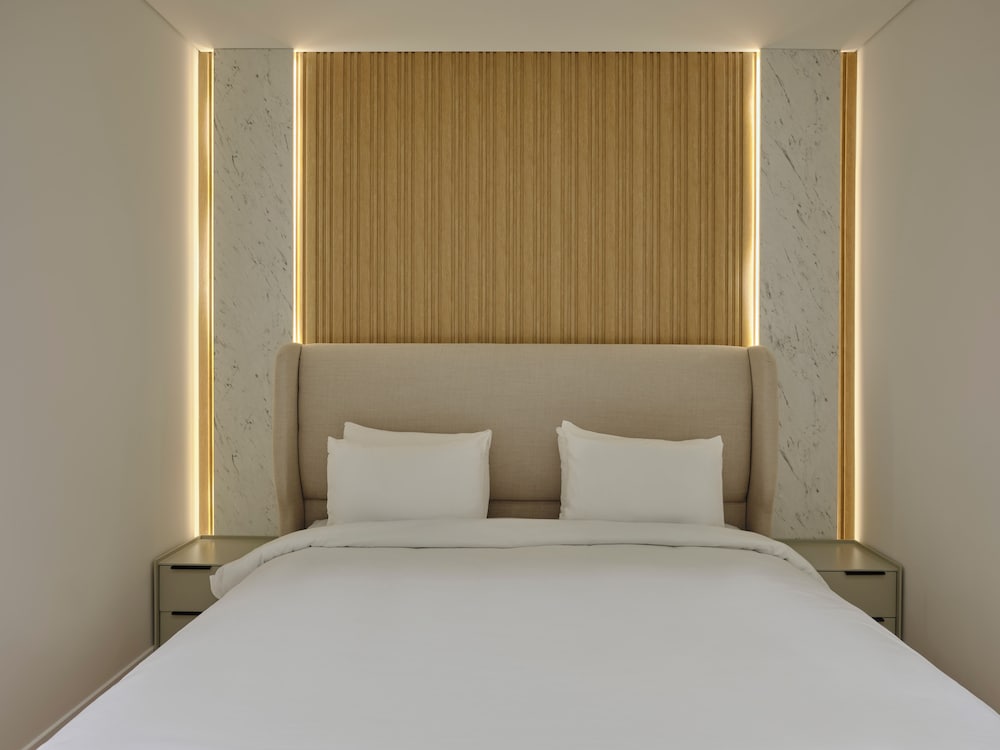 NUR Aparthotel Athens 5/35
