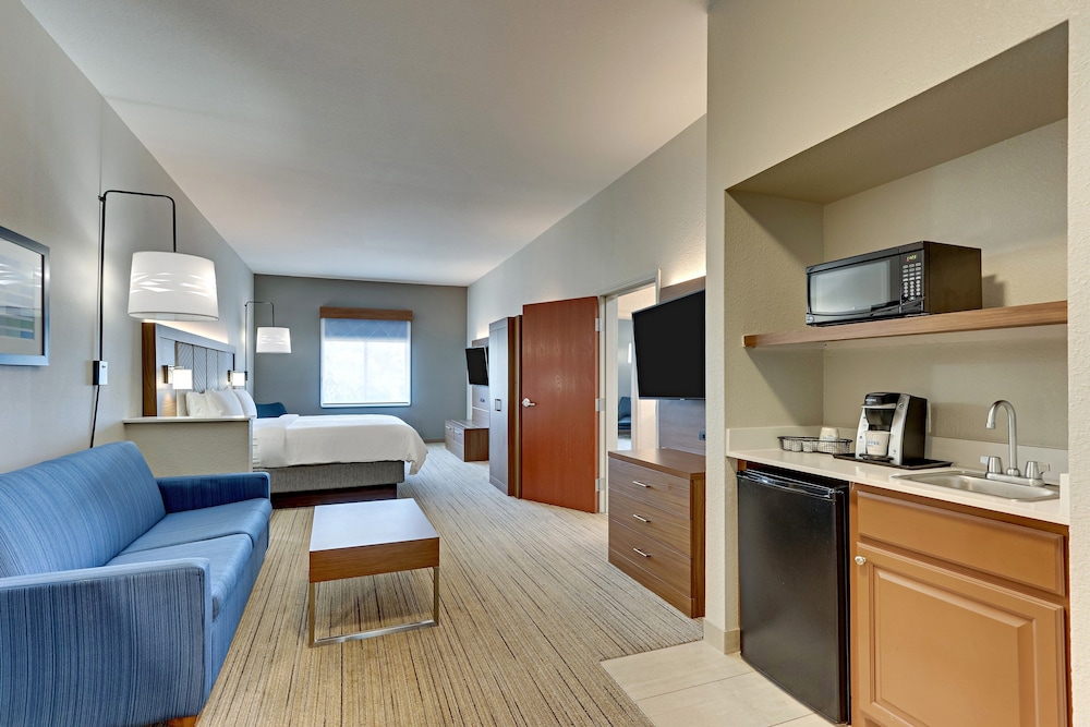 Holiday Inn Express Hotel & Suites Weatherford 39/57