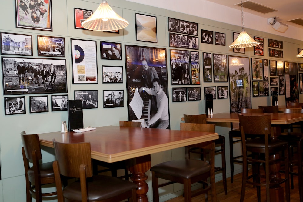 Maldron Hotel Derry 45/63