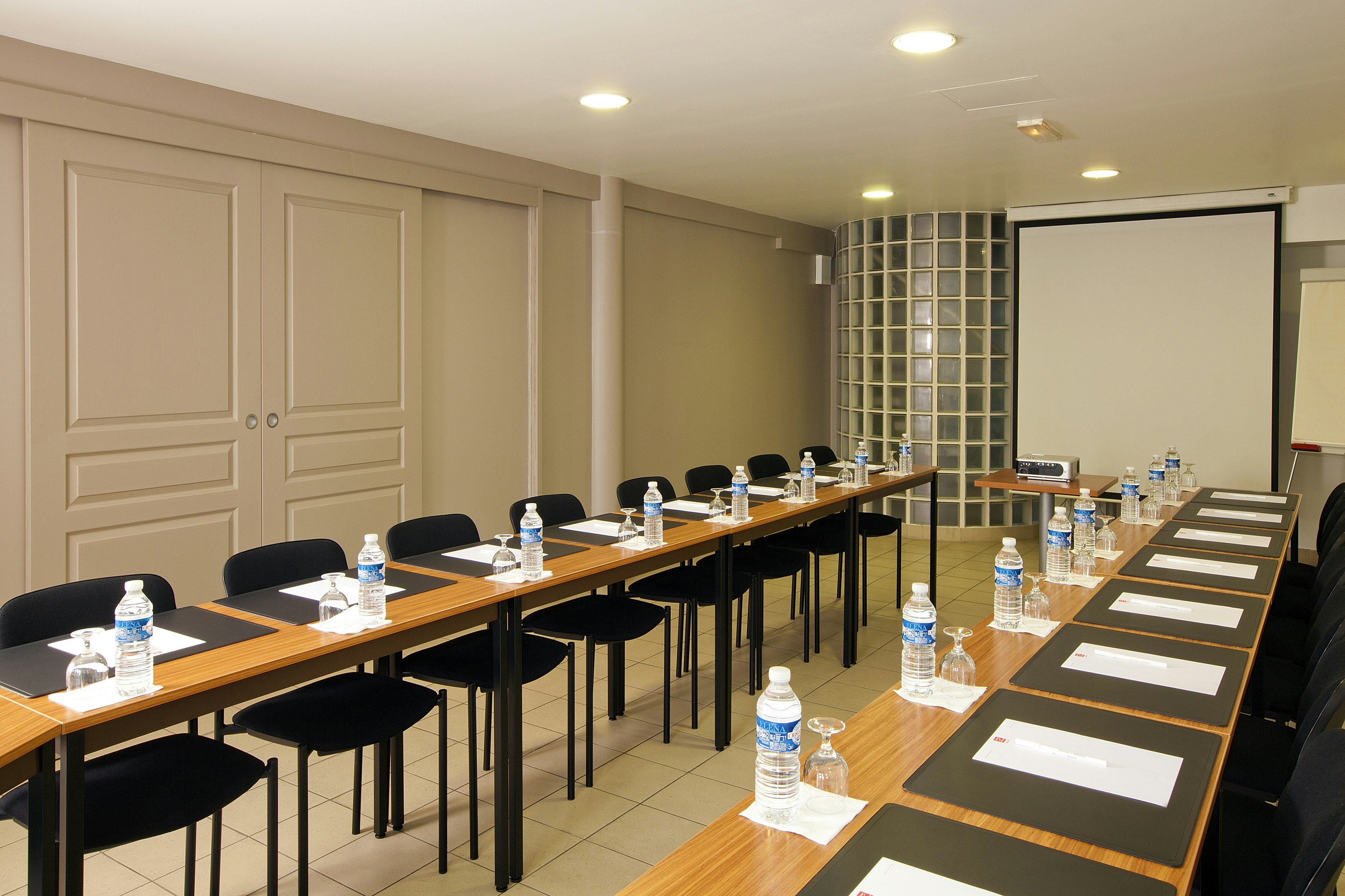 Sejours Et Affaires Ivry Sur Seine 33/37