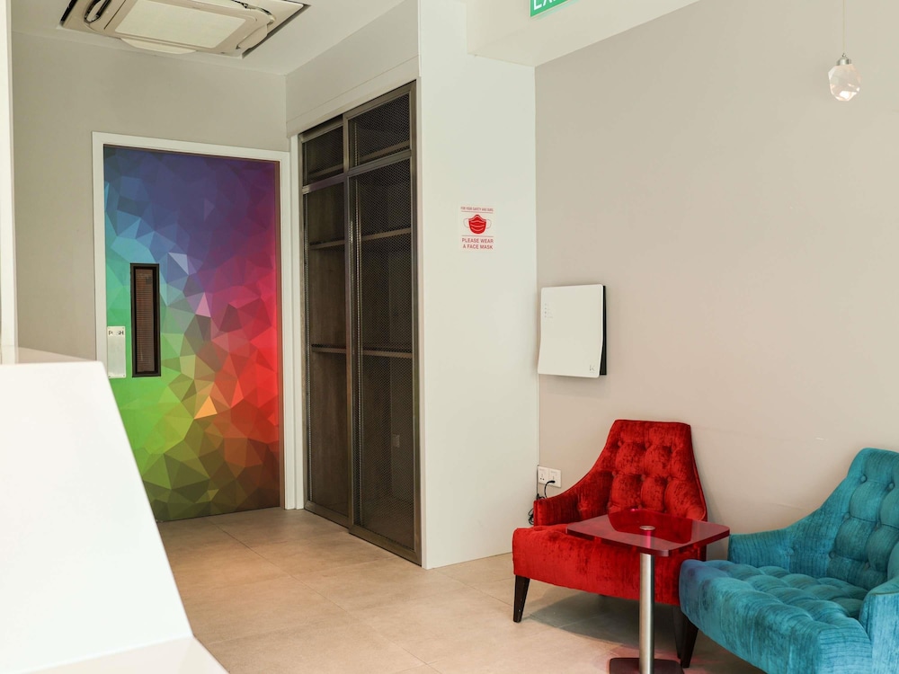 ibis Budget Singapore Ametrine 48/51