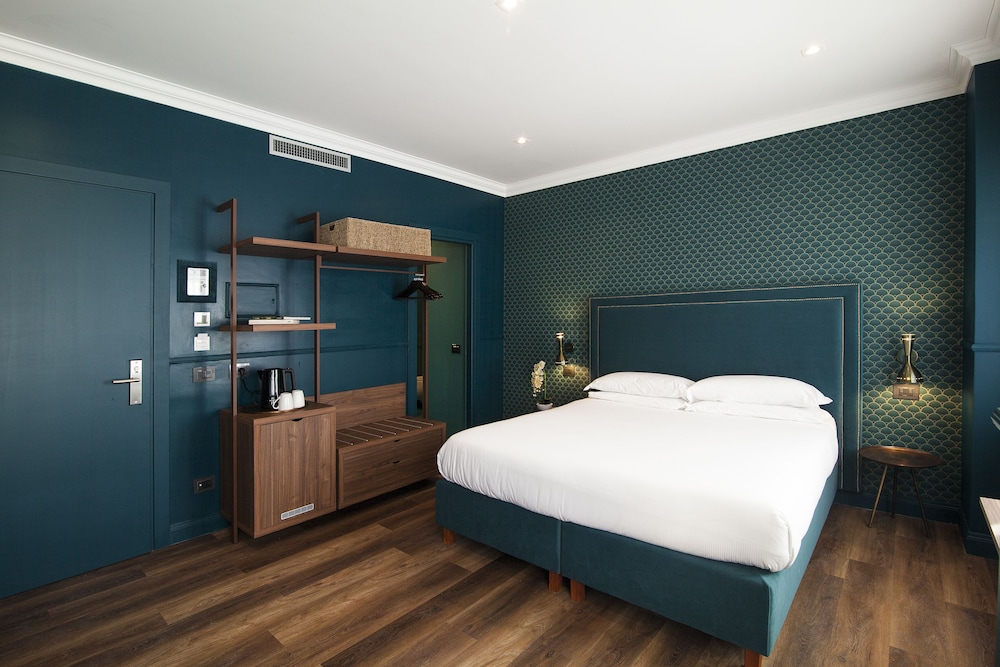 Seven Suites 21/58